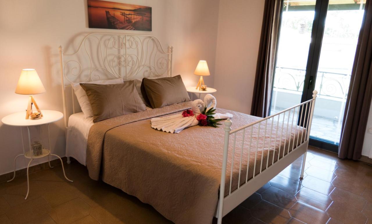 Cozy Family Friendly Apartment With Large Garden Close To Beaches - Dirella Kynopiastai Exterior photo