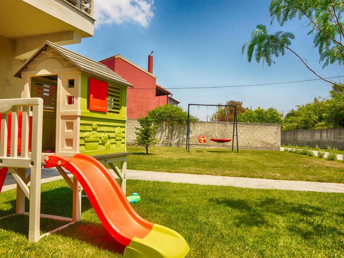 Cozy Family Friendly Apartment With Large Garden Close To Beaches - Dirella Kynopiastai Exterior photo