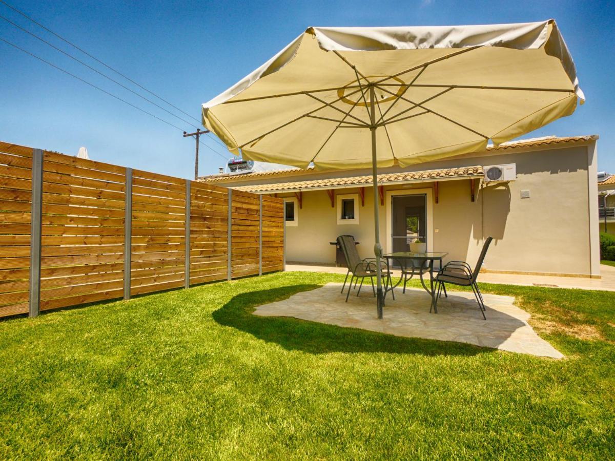 Cozy Family Friendly Apartment With Large Garden Close To Beaches - Dirella Kynopiastai Exterior photo