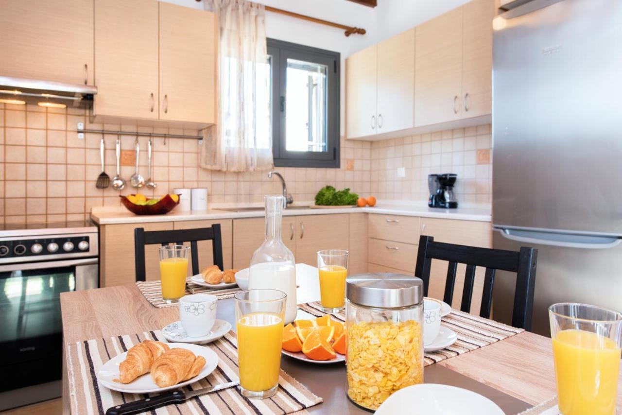 Cozy Family Friendly Apartment With Large Garden Close To Beaches - Dirella Kynopiastai Exterior photo