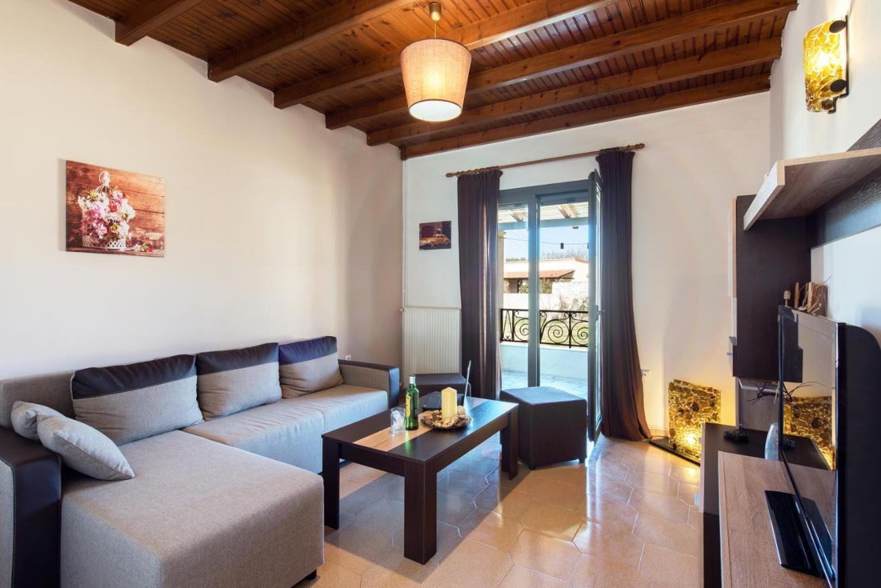 Cozy Family Friendly Apartment With Large Garden Close To Beaches - Dirella Kynopiastai Exterior photo