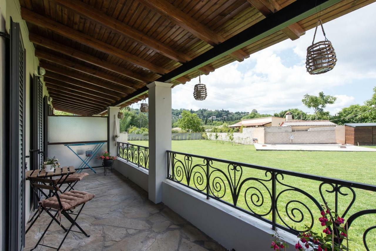 Cozy Family Friendly Apartment With Large Garden Close To Beaches - Dirella Kynopiastai Exterior photo